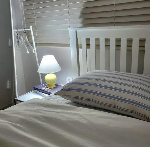 Seoulhousejamsil,풀옵션,신규오픈,3룸,2화장실,넓은거실,4인쇼파,8인식탁,잠실,롯데월드,롯데타워,코엑스비즈니스,kspo Dome,종합운동장,아산병원,삼성병원,강남성형외과 *